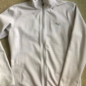 The North Face women’s zip up fleece